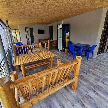Guest House Gio 코불레티 외부 사진