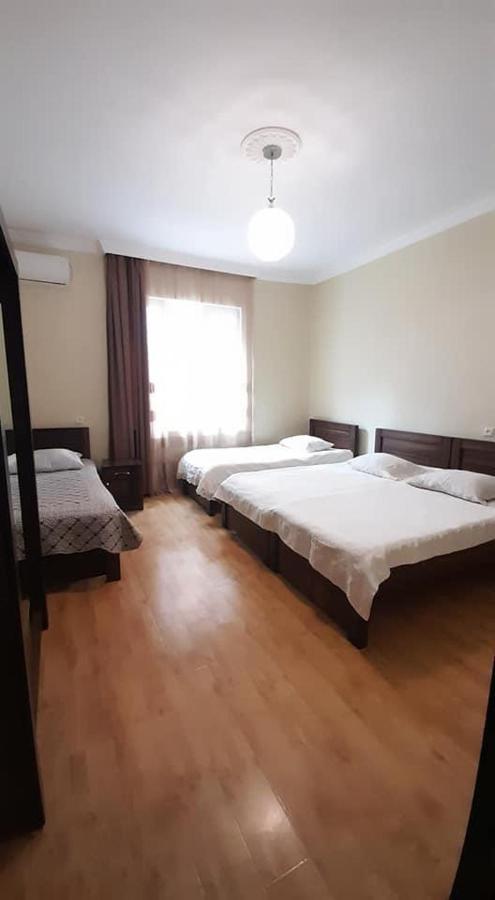 Guest House Gio 코불레티 객실 사진