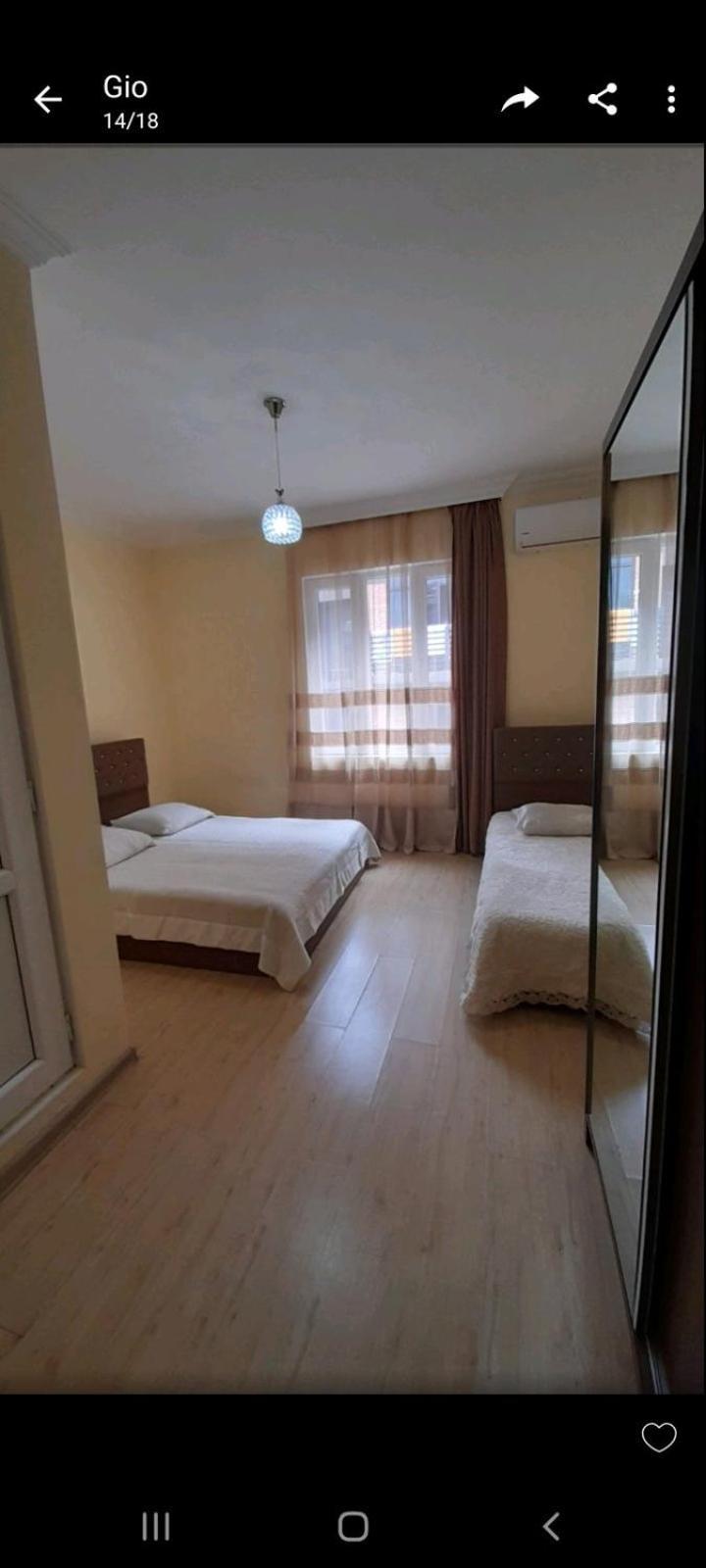 Guest House Gio 코불레티 객실 사진